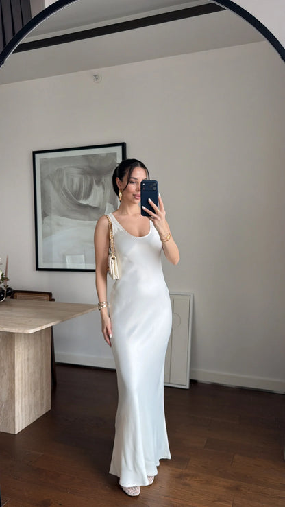The essential curve satin dress