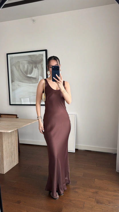 The essential curve satin dress