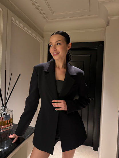 The Executive Short Suit