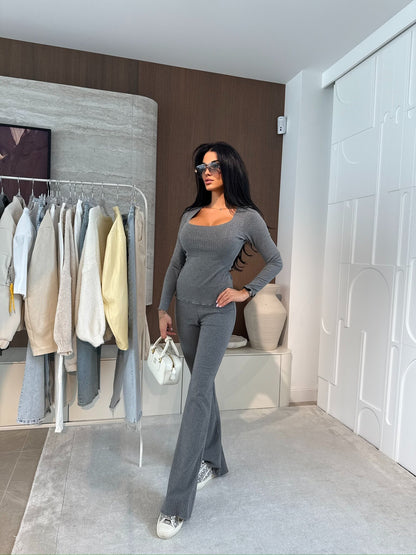 Ribbed Flare Pants/Ribbed Long Sleeve
