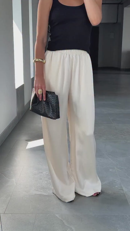 Your go-to Satin Pants
